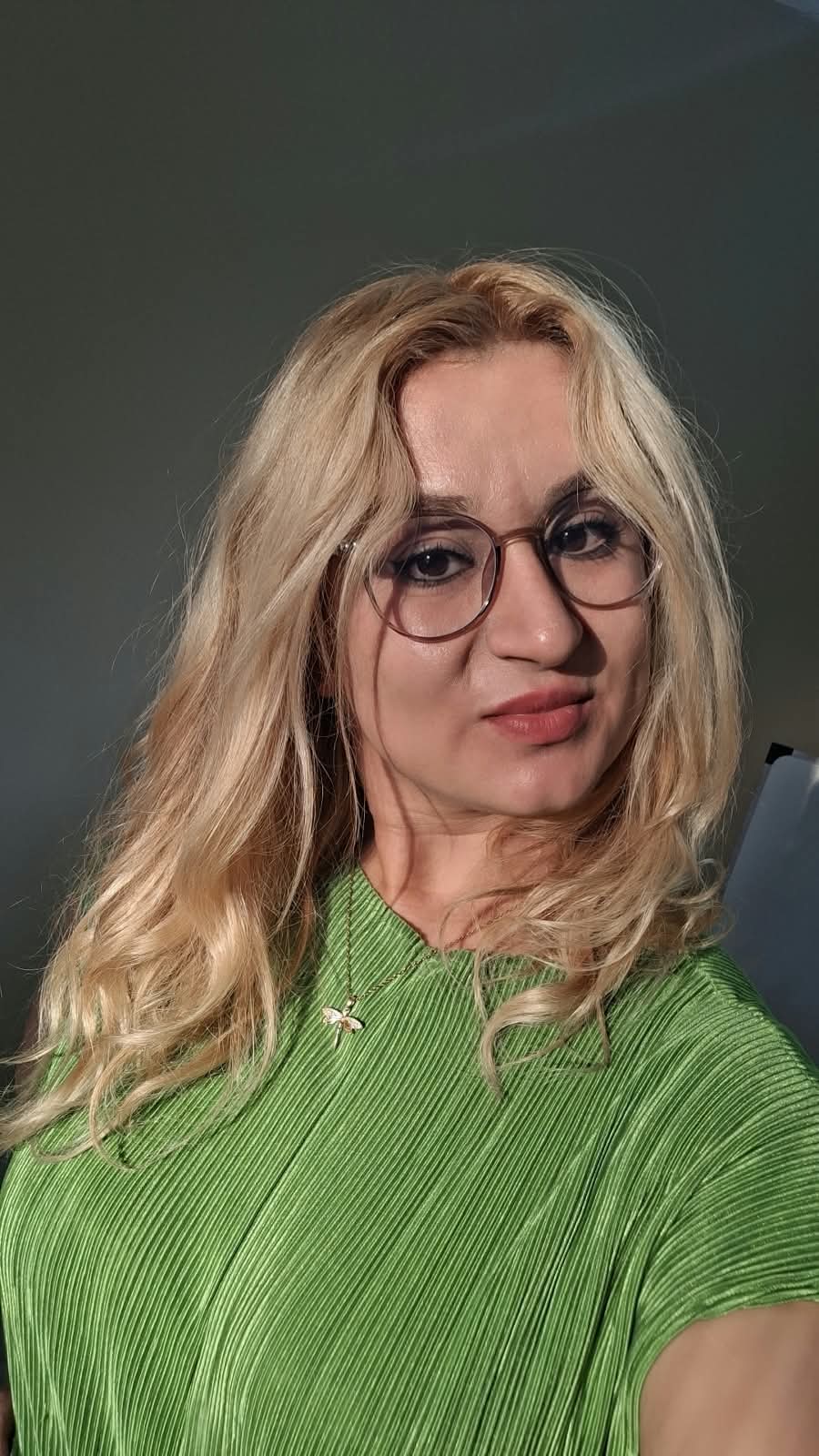 REYHAN ESİRKIŞ